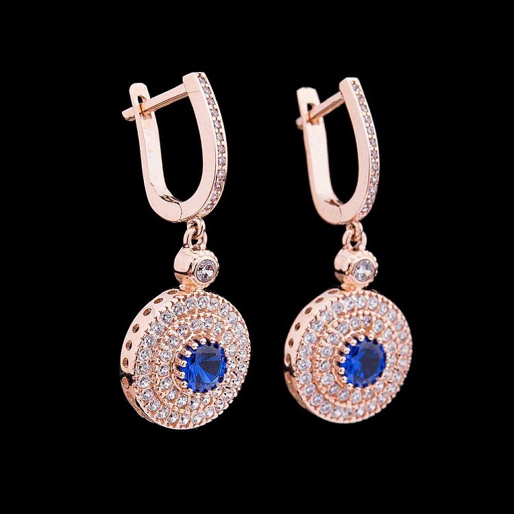 Золотые серьги с фианитами с04211 от ювелирного магазина Оникс