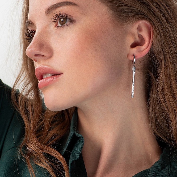 Золотые серьги "Спички" (фианит) с06280 от ювелирного магазина Оникс - 1