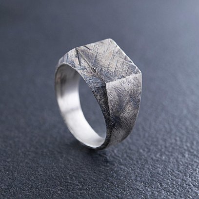 Чоловіча срібна печатка 112722