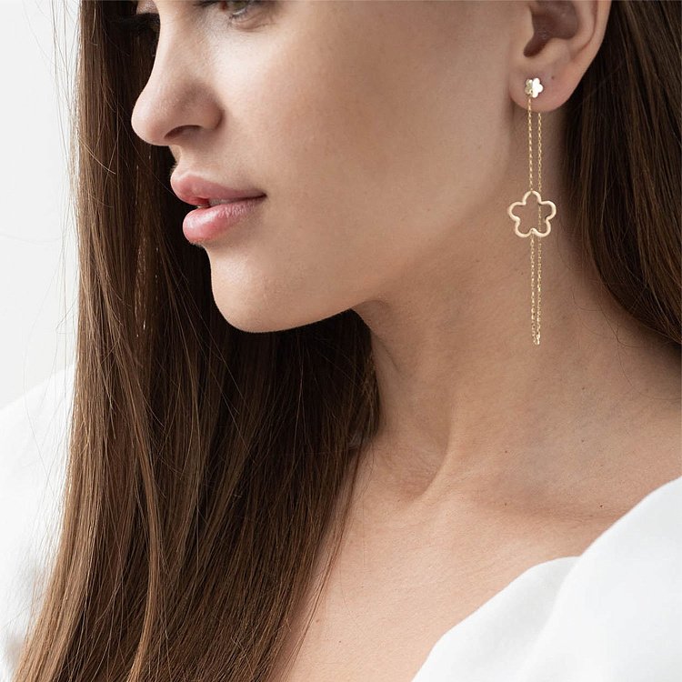 Золоті сережки - пусети на ланцюжку "Квіточки" с05953 від ювелірного магазину Онікс