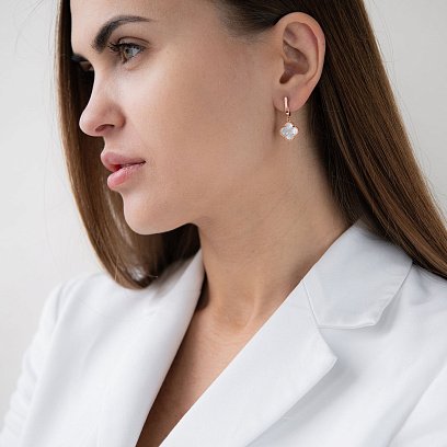 Сережки "Конюшина" в червоному золоті (перламутр) с07116 №2