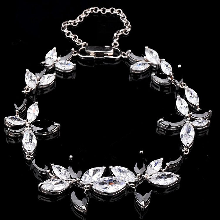Серебряный браслет с фианитами "Цветочки" 14488 от ювелирного магазина Оникс - 4