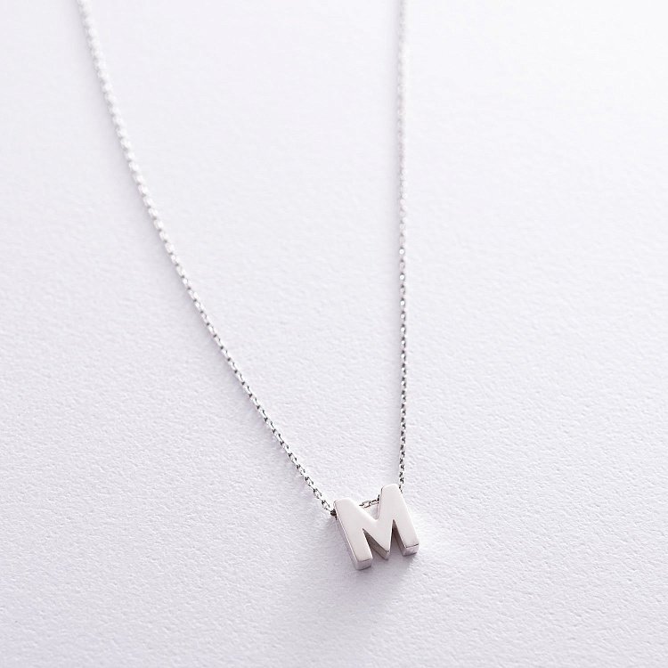 Срібне кольє з буквою "М" 18985М від ювелірного магазину Онікс