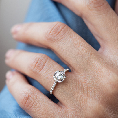 Серебряное кольцо с фианитами 901-00182 №2