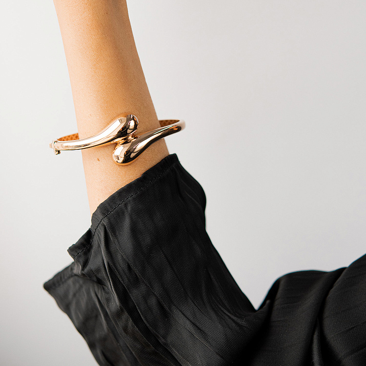 Жорсткий браслет "Miriam" у червоному золоті б05733 від ювелірного магазину Онікс - 3