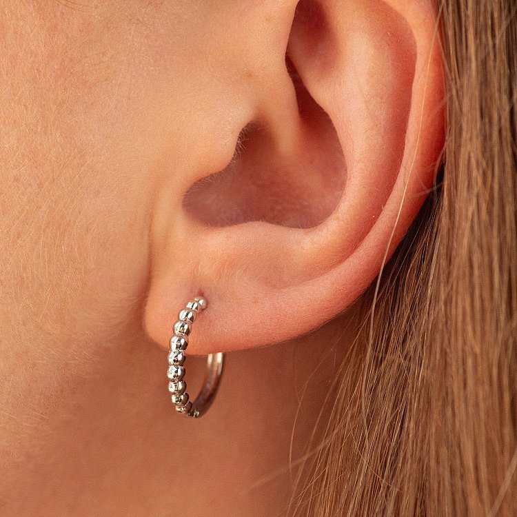 Сережки - кільця в білому золоті (кульки) с09044 від ювелірного магазину Онікс - 3