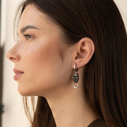 Серебряные серьги "Пантера" с фианитами 565 №2