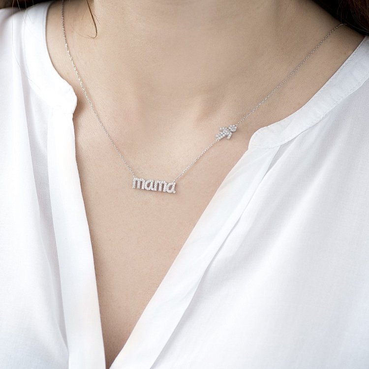 Срібне кольє "Мама" з фіанітами 18376 від ювелірного магазину Онікс