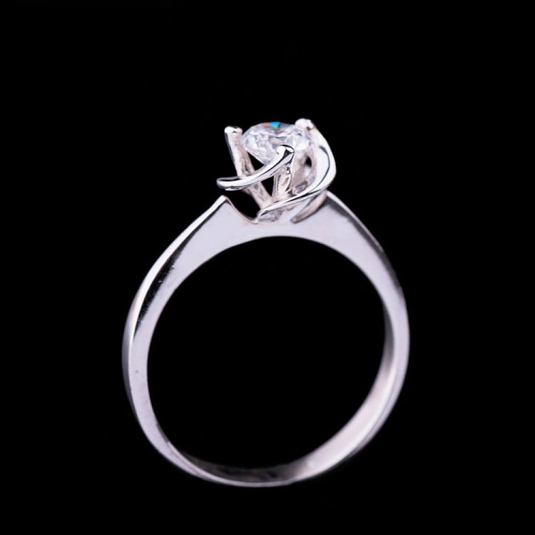 Помолвочное кольцо с фианитами (родий) 111124 от ювелирного магазина Оникс - 2