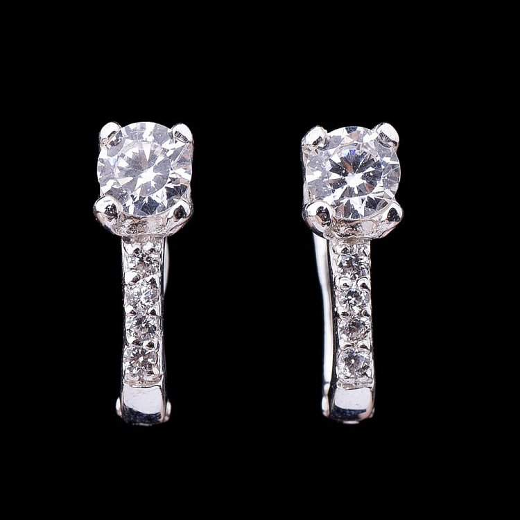 Сережки з фіанітами 12865 від ювелірного магазину Онікс