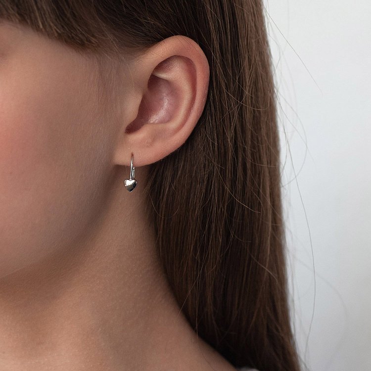 Дитячі золоті сережки "Сердечка" с05896 від ювелірного магазину Онікс - 1