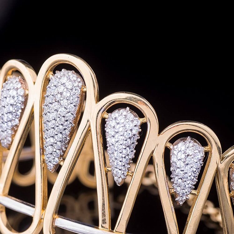 Жіночий браслет з жовтого золота з фіанітами б00004ж від ювелірного магазину Онікс - 3