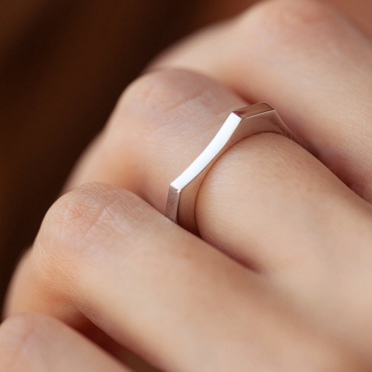 Кольцо "Астрид" в серебре 7029 от ювелирного магазина Оникс - 2