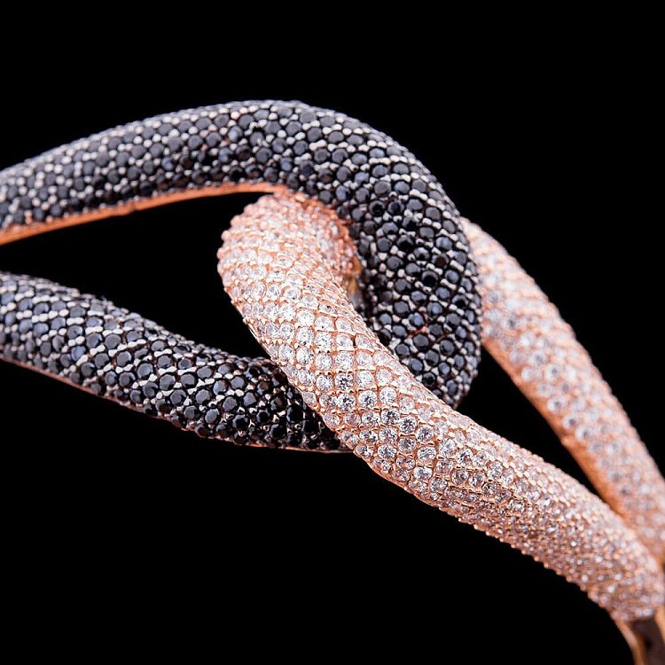 Золотой браслет с фианитами б01704 от ювелирного магазина Оникс - 2