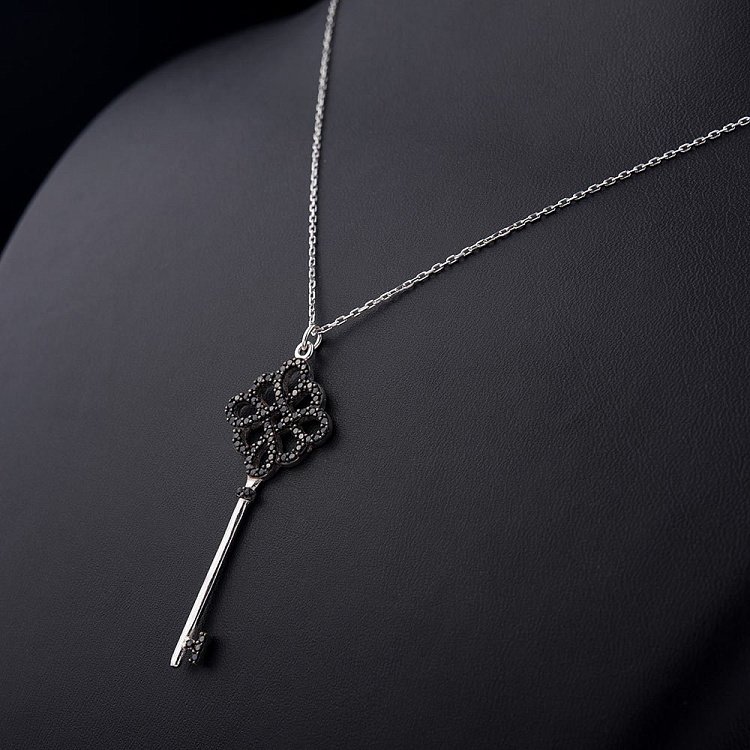 Срібне кольє "Ключ-конюшина" 18472 від ювелірного магазину Онікс - 3