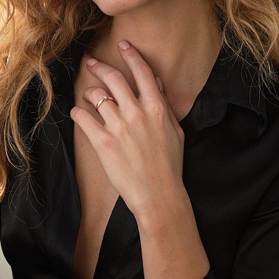 Помолвочное золотое кольцо с бриллиантом 211992421 №2