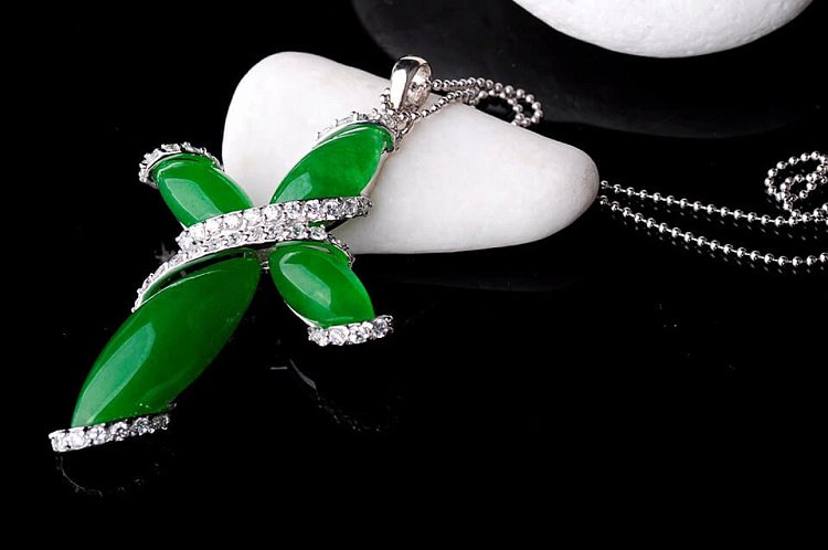 Подвеска "Крестик" (фианиты) 131903 от ювелирного магазина Оникс - 2