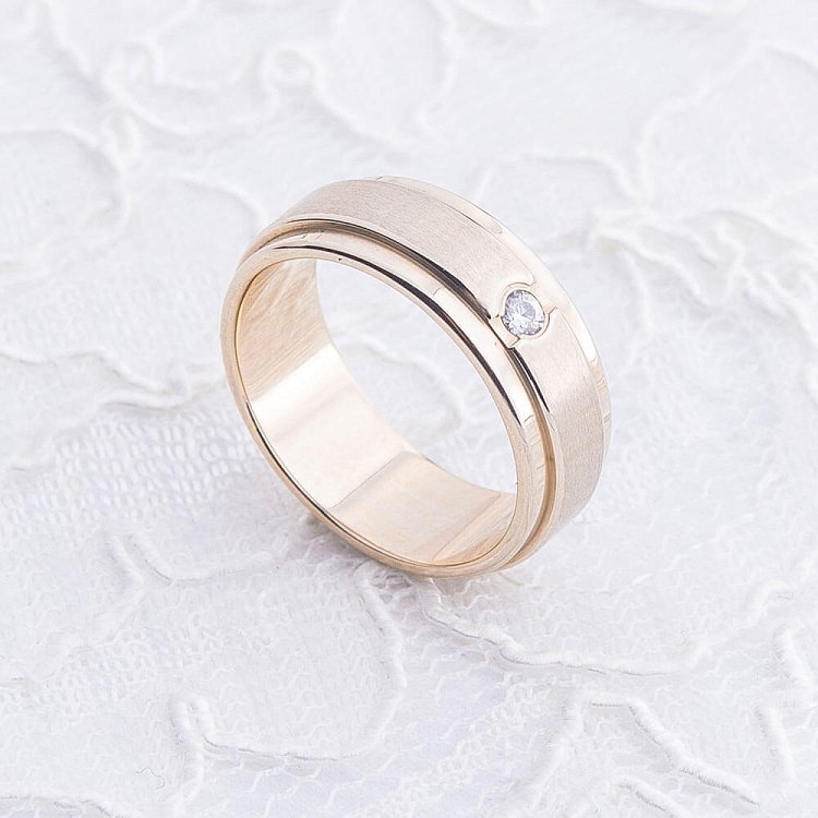 Обручальное кольцо обр000404 от ювелирного магазина Оникс - 1