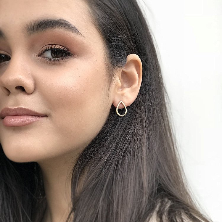 Серьги-пусеты "Большие капельки" в желтом золоте 1.7*1.2 см с06316 от ювелирного магазина Оникс - 12