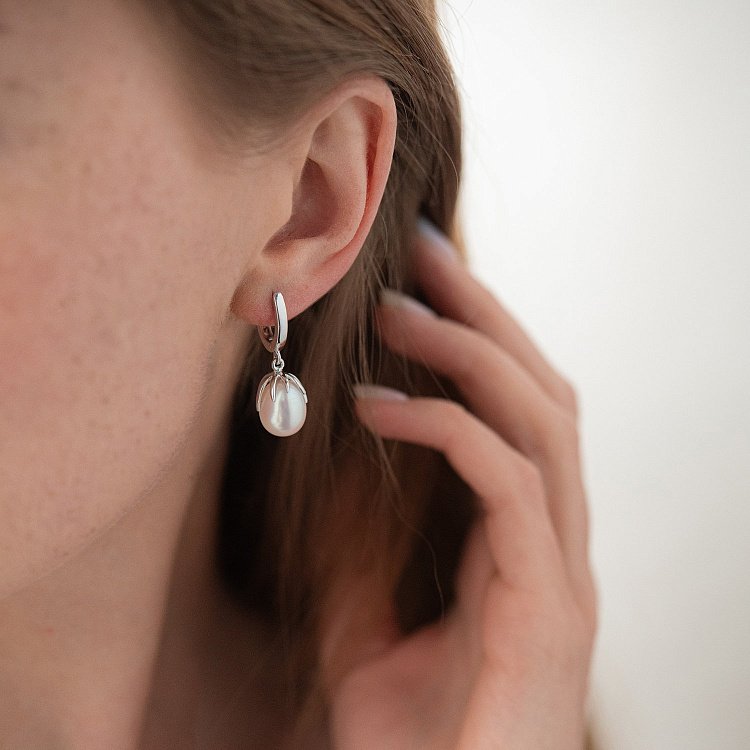 Золоті сережки з перлами с07317 від ювелірного магазину Онікс - 2