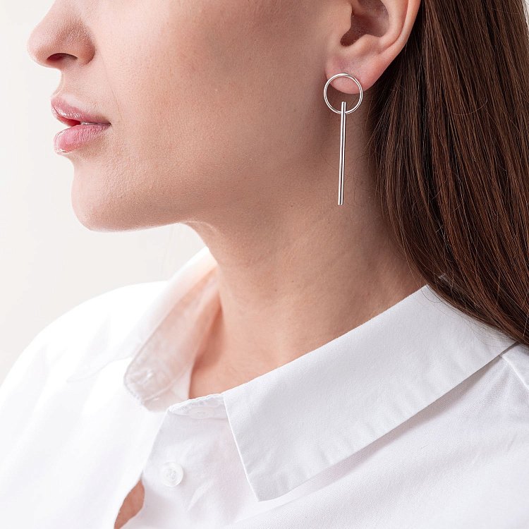 Серебряные серьги - пусеты "Геометрия" 122995 от ювелирного магазина Оникс - 8