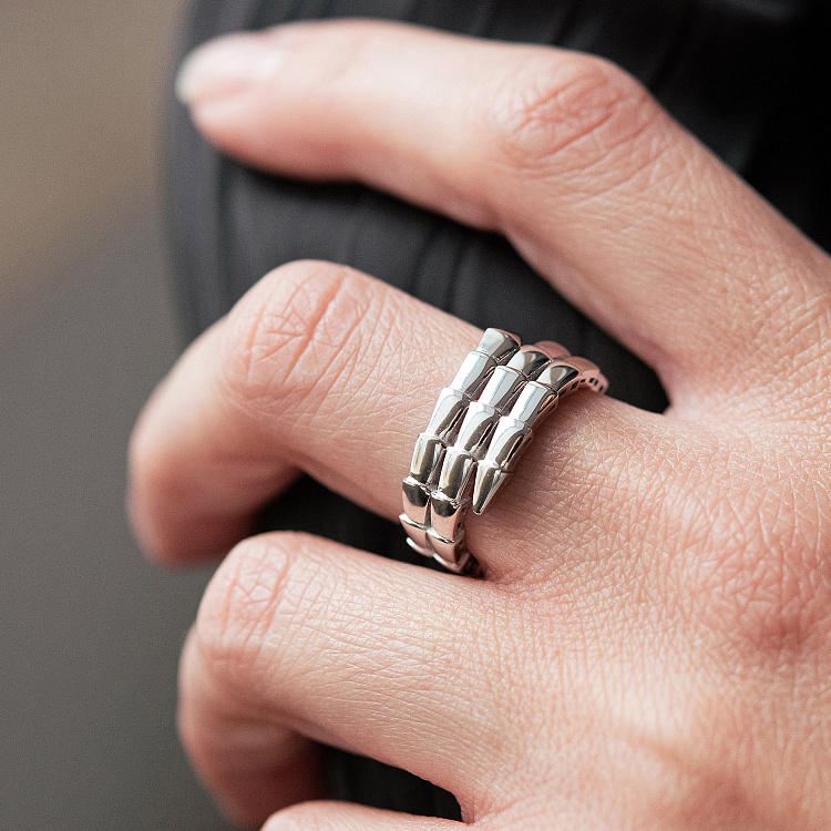 Кольцо "Змея" в белом золоте к08409 от ювелирного магазина Оникс - 2