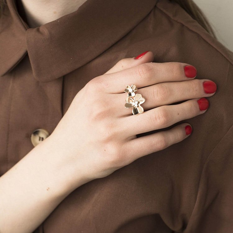 Золотое кольцо с цветочками (фианит) к06221 от ювелирного магазина Оникс - 2