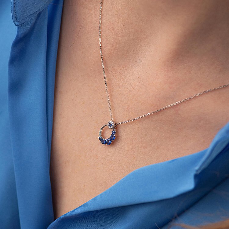 Золотой кулон (бриллианты, сапфиры) пб0210lg от ювелирного магазина Оникс - 1