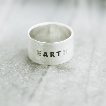 Серебряное кольцо с гравировкой "Earth" 112143earth №5