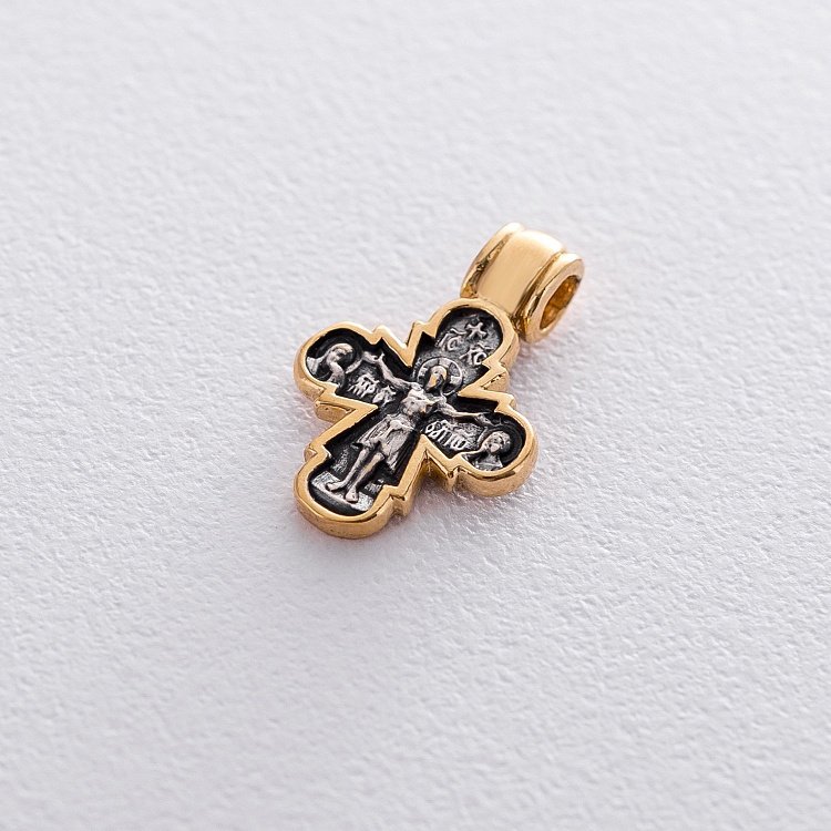 Серебряный детский крестик с позолотой 131797 от ювелирного магазина Оникс - 3