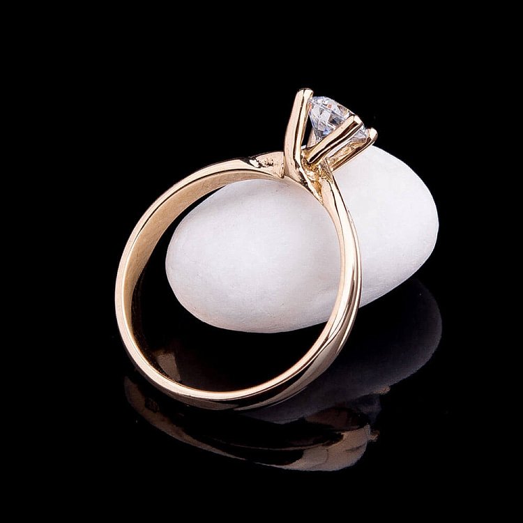 Заручальна каблучка з фіанітом к03962 від ювелірного магазину Онікс - 2