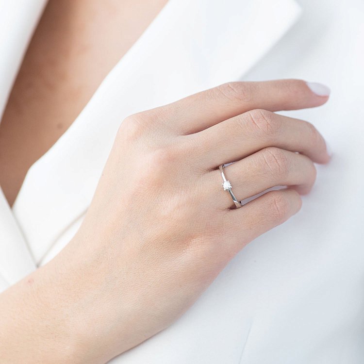 Золота заручальна каблучка з діамантом кб0155 від ювелірного магазину Онікс - 6