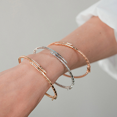 Жорсткий браслет "Змія" у жовтому золоті (фіаніти) б05629 №4