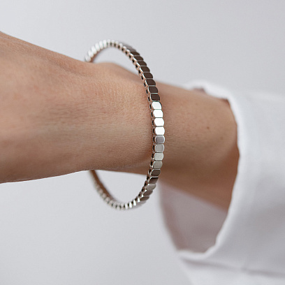 Жорсткий браслет "Kylie" у білому золоті б05826 №2