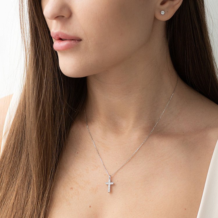 Золотой крестик с бриллиантами AP1518cha от ювелирного магазина Оникс - 1