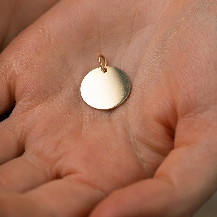 Кулон для гравіювання в жовтому золоті (17 мм) п03435 від ювелірного магазину Онікс - 1