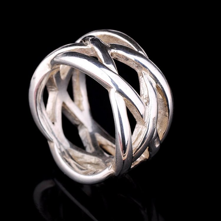 Серебряное кольцо 111324 от ювелирного магазина Оникс - 1