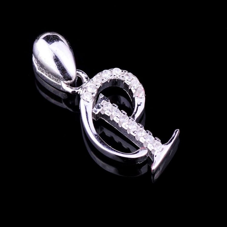 Срібна підвіска літера "Р" (фіаніти) 131991P від ювелірного магазину Онікс