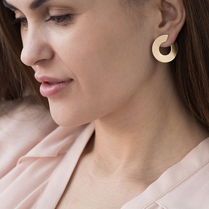 Золотые серьги-пусеты Головокружение (блестящие) с06490 №4