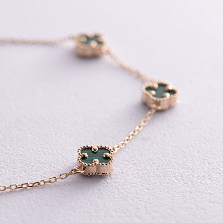 Браслет "Клевер" с малахитом mini (желтое золото) б05251 от ювелирного магазина Оникс - 2
