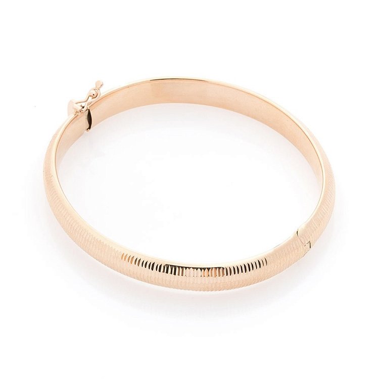 Жорсткий золотий браслет б01104 від ювелірного магазину Онікс