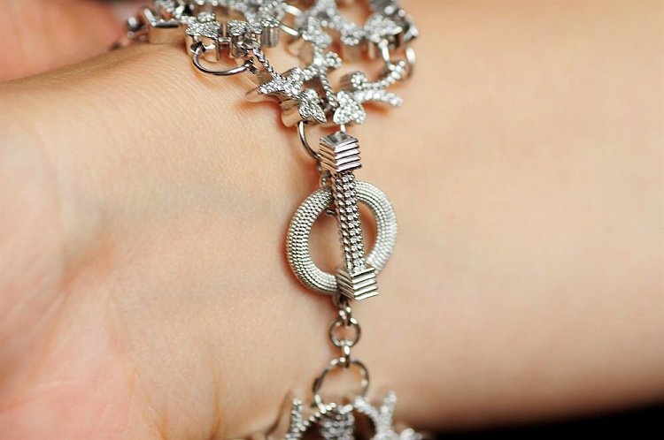 Срібний браслет з фіанітами (родій) 14811 від ювелірного магазину Онікс - 4