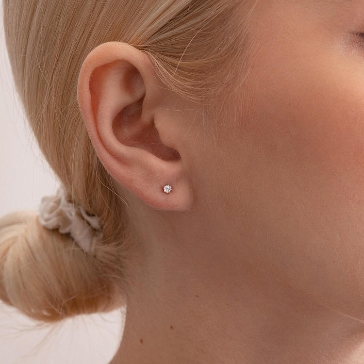 Золоті сережки - пусети з діамантами 316621121 від ювелірного магазину Онікс - 1