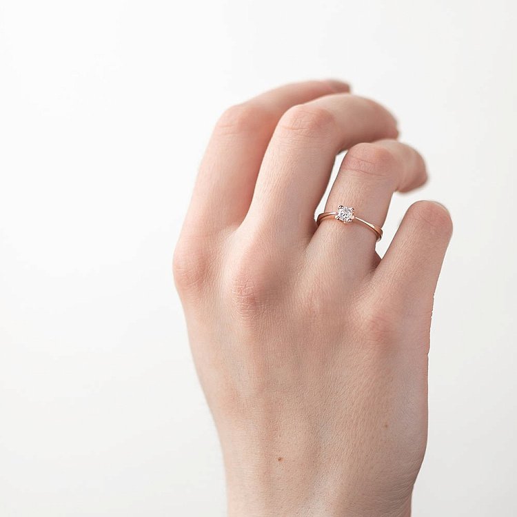 Золота заручальна каблучка з діамантом р0179к - 3 Золота заручальна каблучка з діамантом р0179к від ювелірного магазину Онікс - 3