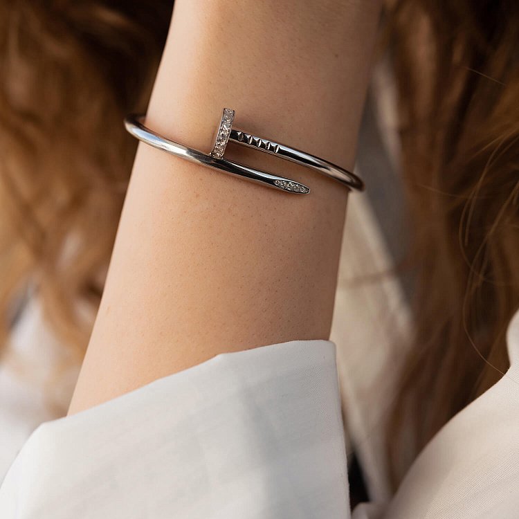 Серебряный браслет "Гвоздь" с фианитами 804 от ювелирного магазина Оникс - 3