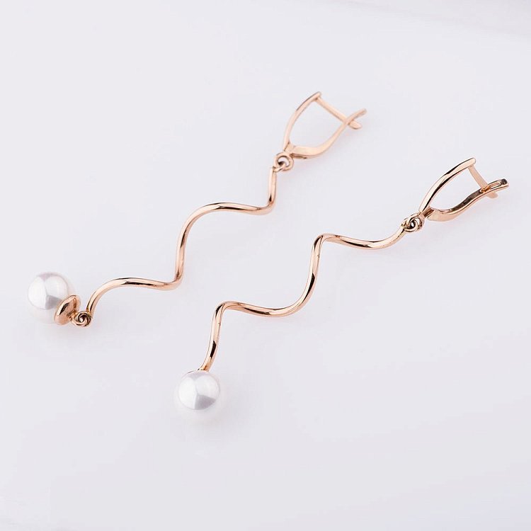 Золоті сережки з штучними перлами с03848 від ювелірного магазину Онікс - 1