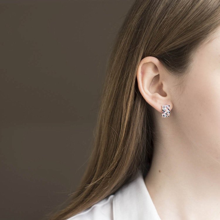 Серебряное кольцо с разноцветными фианитами 112157 от ювелирного магазина Оникс - 5