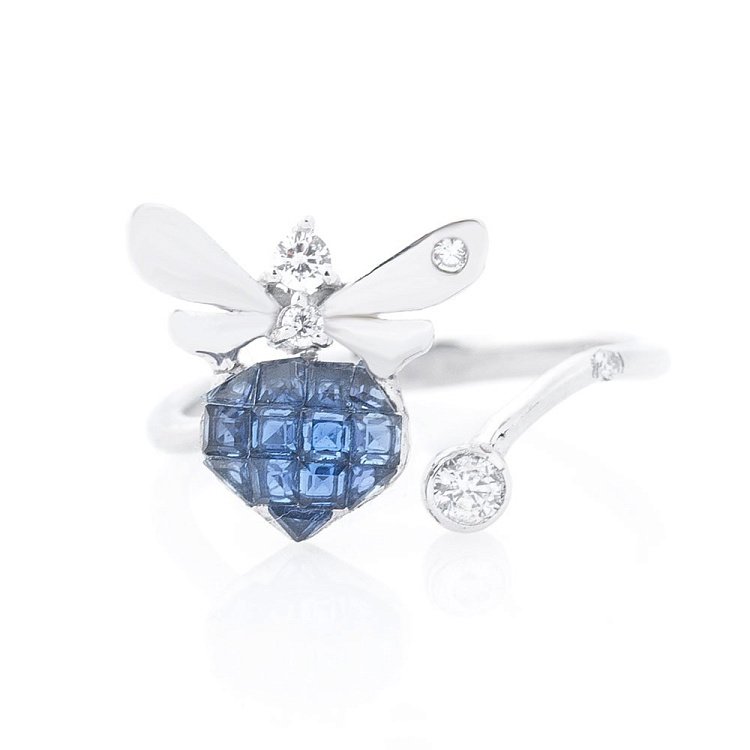 Серебряное кольцо "Стрекоза" (фианит) 112148 от ювелирного магазина Оникс - 2