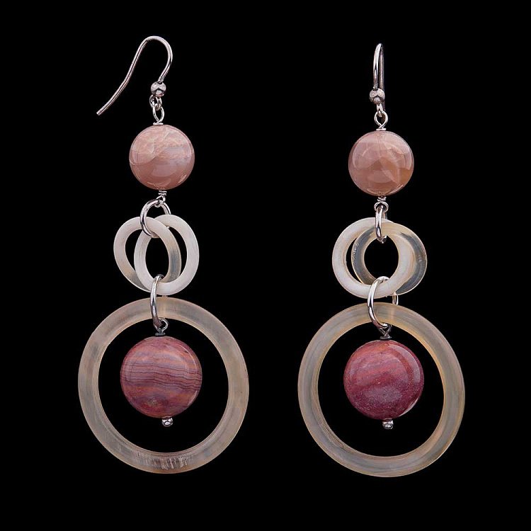 Сережки з родонітом, місячним каменем і слоновою кісткою 235с23 - 2 Сережки з родонітом, місячним каменем і слоновою кісткою 235с23 від ювелірного магазину Онікс - 2