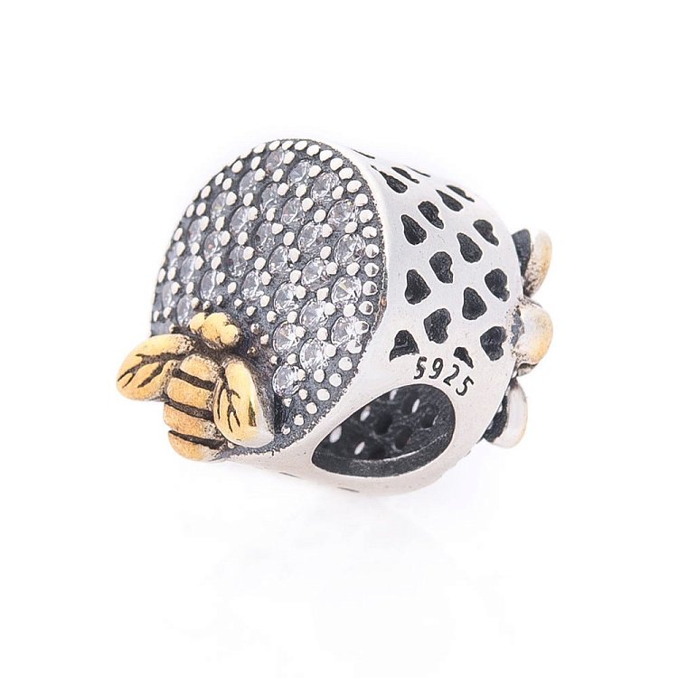 Срібний шарм "Бджілка" (фіаніт) 132741 від ювелірного магазину Онікс - 1